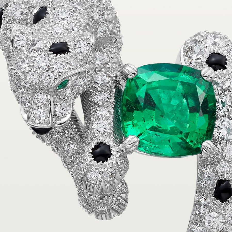 panthère de cartier earrings cushion-cut emerald paved