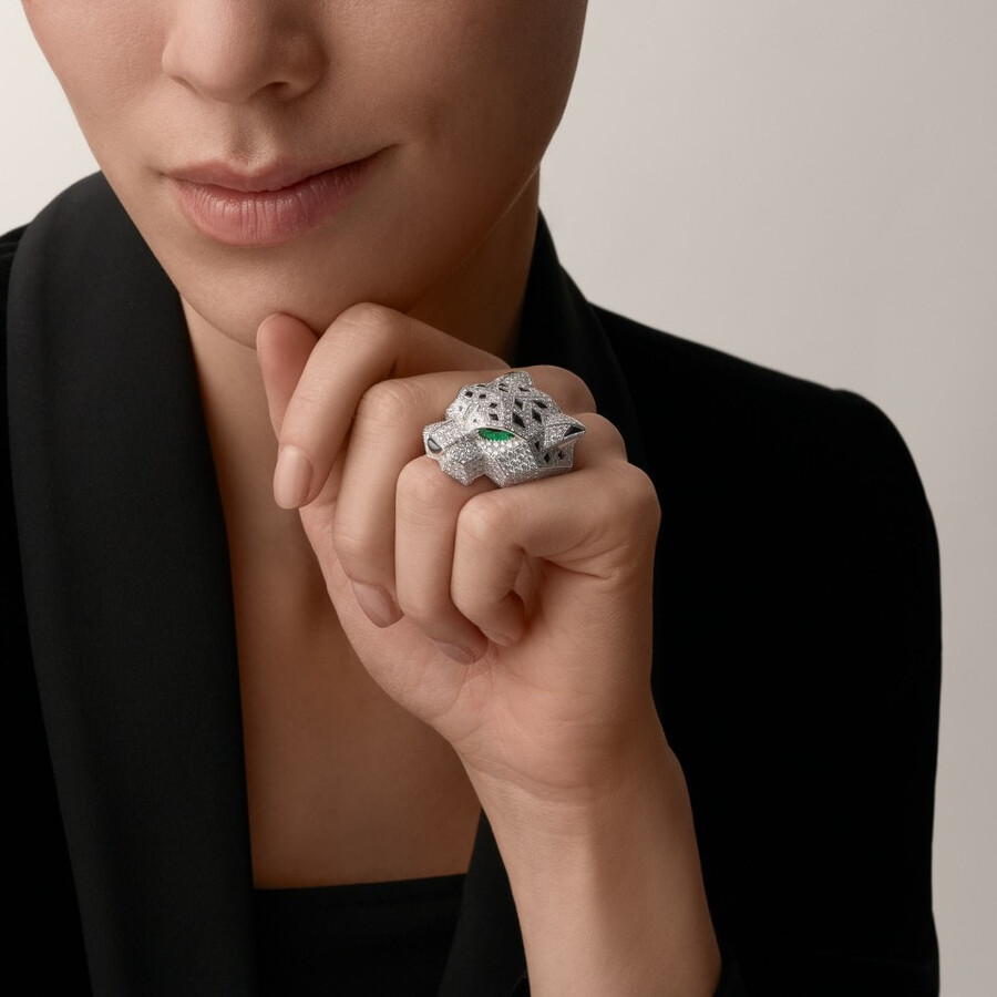 panthère de cartier ring paved