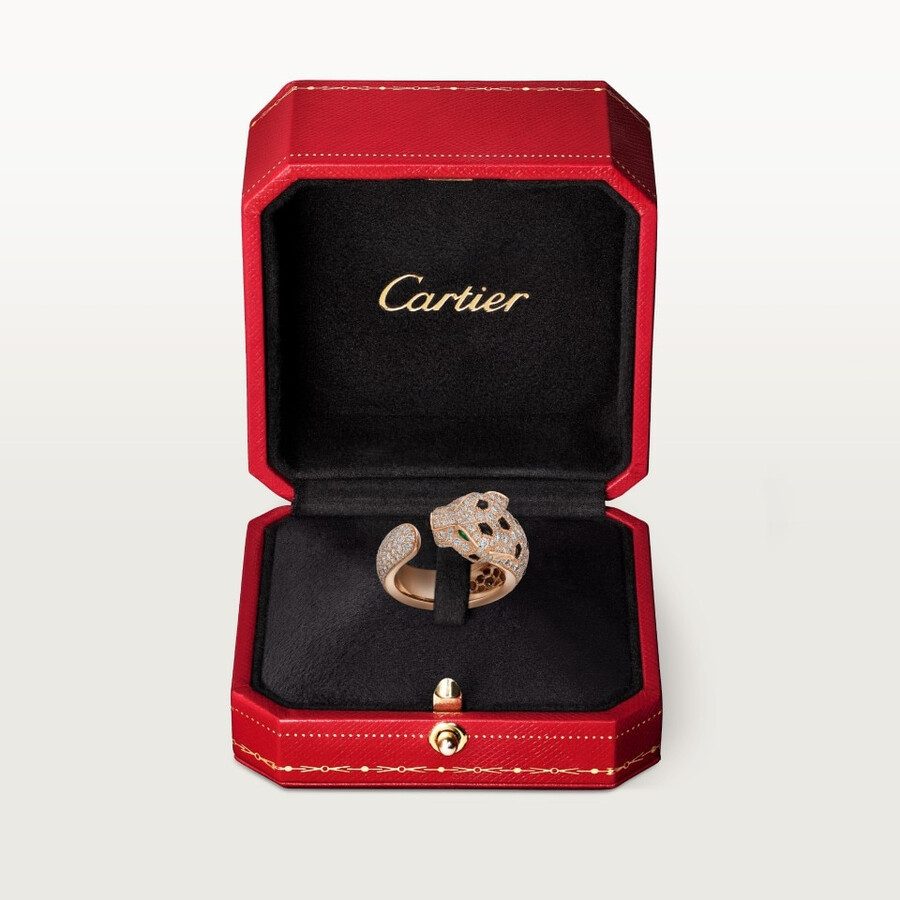 panthère de cartier ring medium model paved